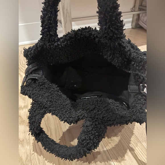 Marc Jacobs The Teddy Medium Tote Bag - Picture 2 of 5